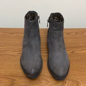 Ara Smooth leather  ankle bootie